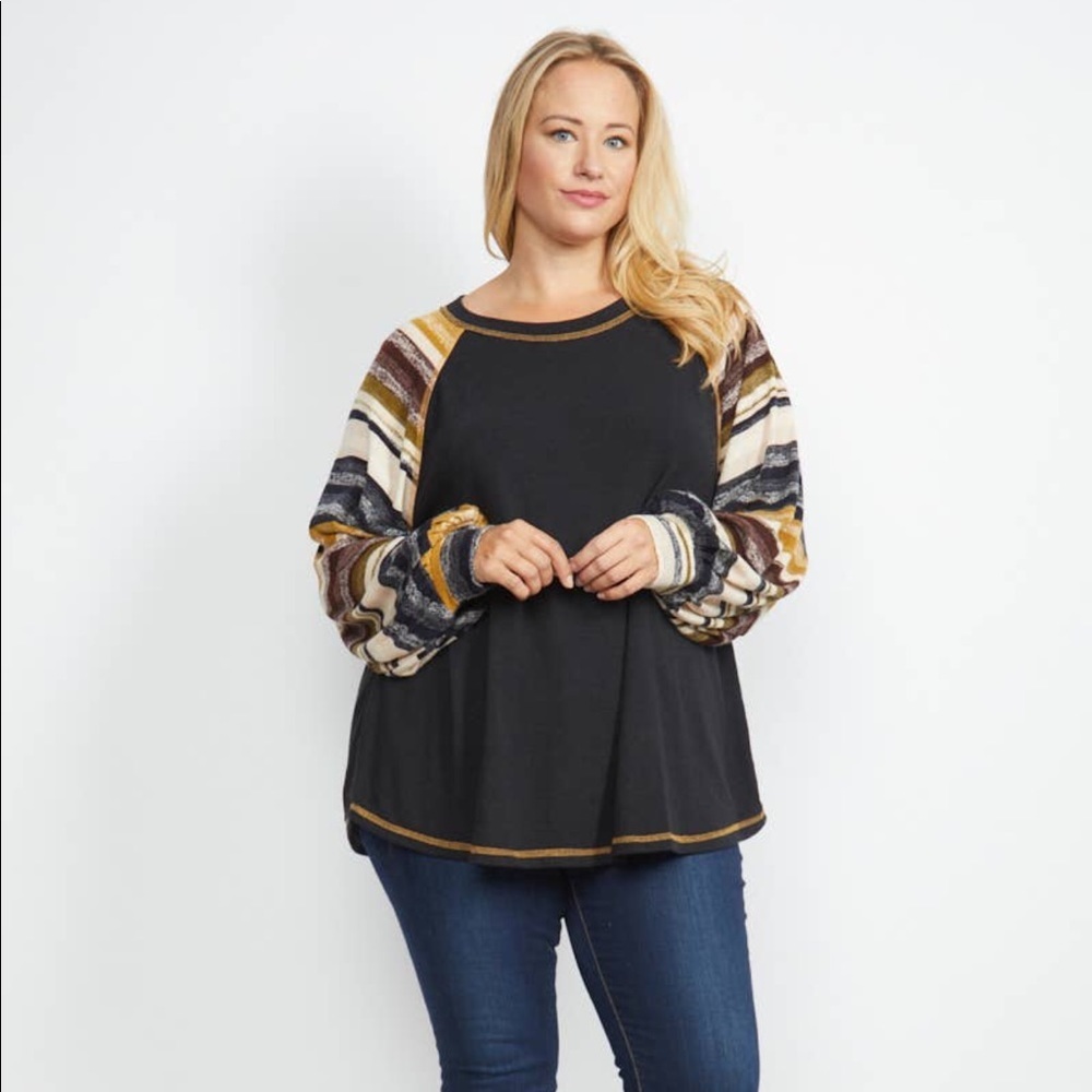 😍PLUS SIZE 😍Dolman Style Striped Long Sleeve Top - Picture 2 of 5